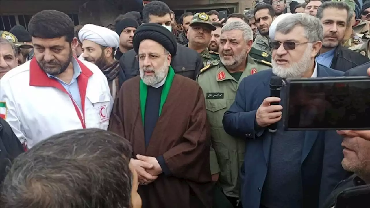 رئیس جمهوری ایران به منطقه زلزله زده خوی سفر کرد