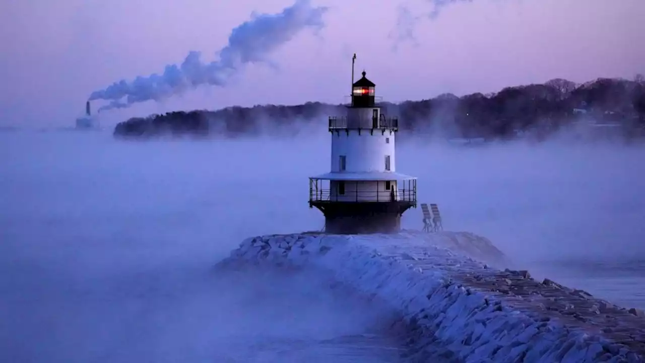 Northeast temperatures soar a day after bone-numbing cold