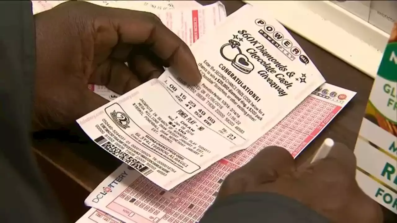 Powerball jackpot climbs to $747M