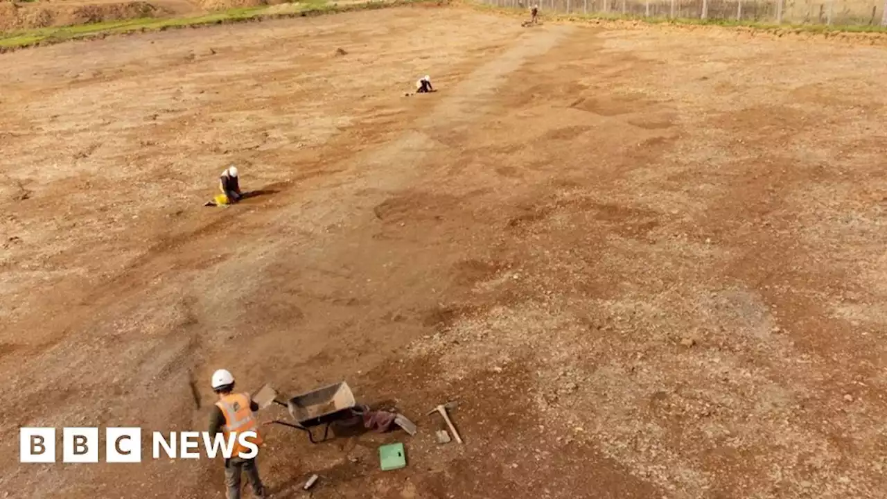 Ancient road found beneath new town in Devon