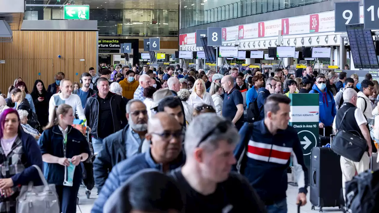 Nearly half of Dublin Airport security staff hires have left