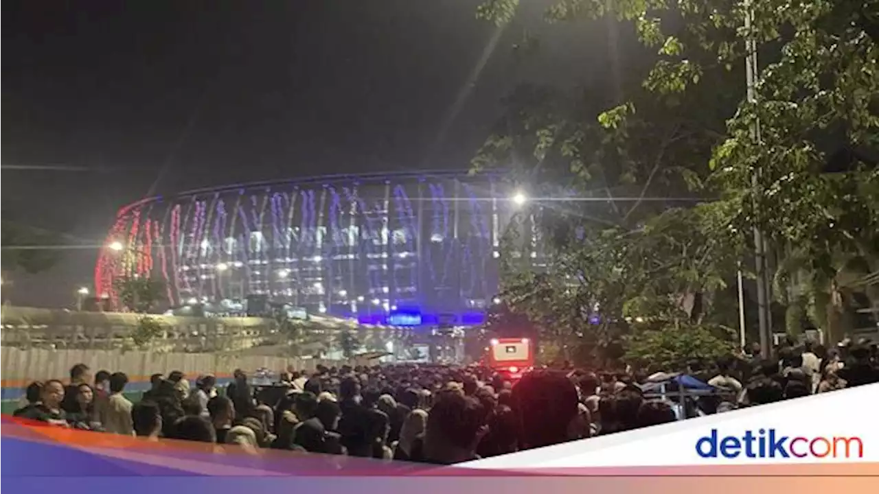 Penonton Dewa 19 Keluhkan Akses JIS, JakPro Janji Berbenah