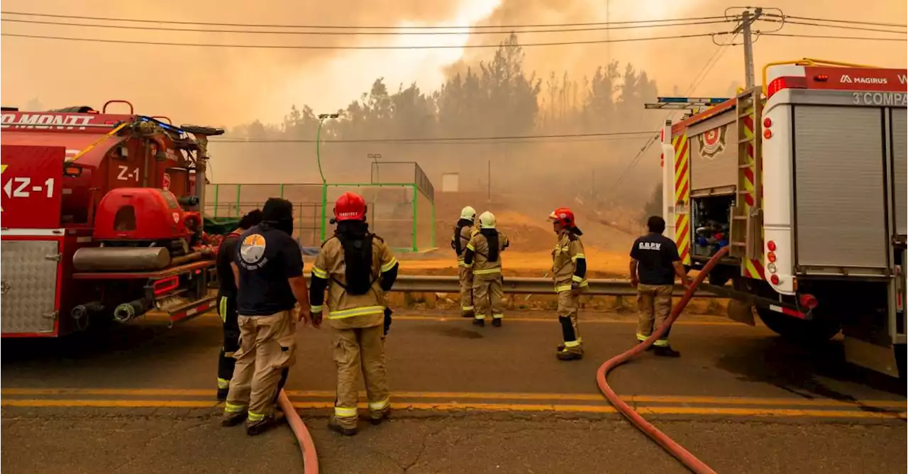 Chile acude a la ayuda internacional para enfrentar uno de los peores incendios en décadas