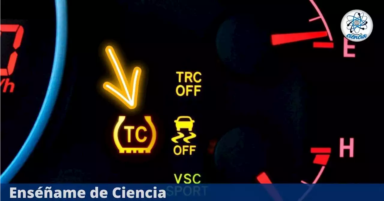 Qué indica que se accione la luz «TC» en el tablero del auto