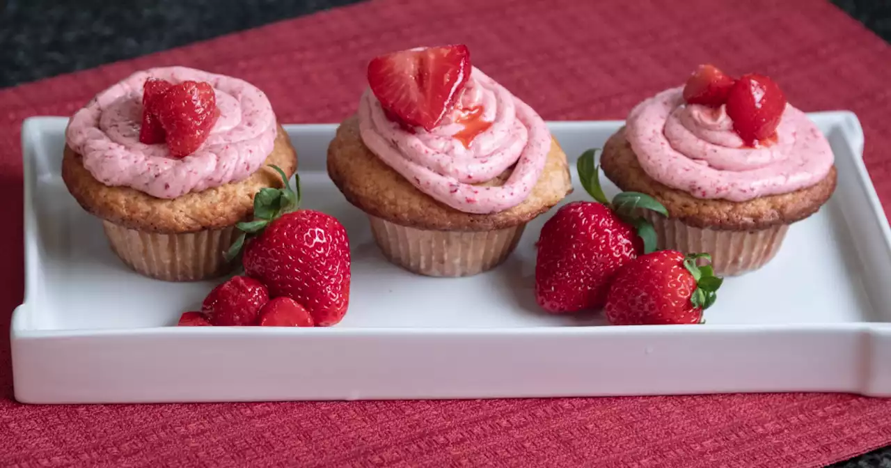 Roasted Strawberry Cupcakes