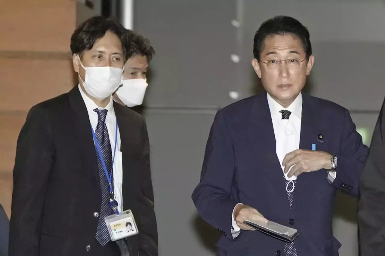 Primer ministro de Japón destituye a colaborador por comentarios homófobos