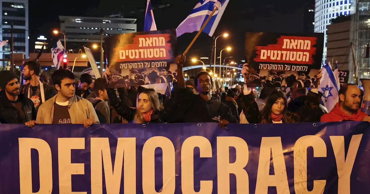 Des milliers de manifestants anti-Netanyahu à Tel-Aviv