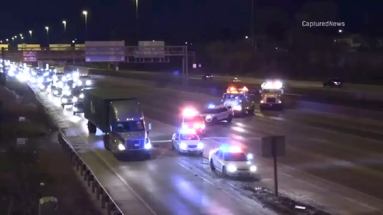 Person Killed in Crash on Dan Ryan Expressway