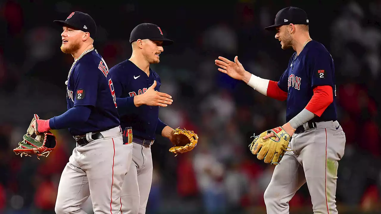 Breaking Down Red Sox' All-Or-Nothing Roster Is an Exercise in Extremes