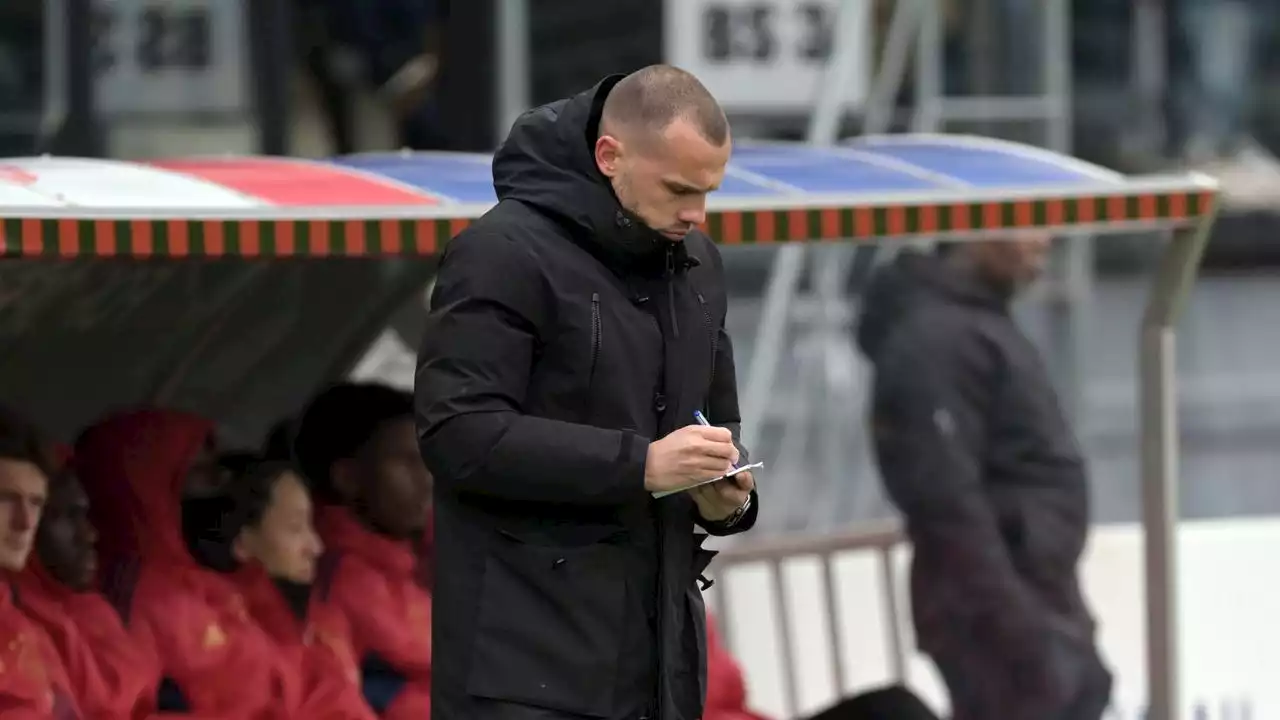 Heitinga kiest bij Ajax voor dezelfde basiself als vorige week