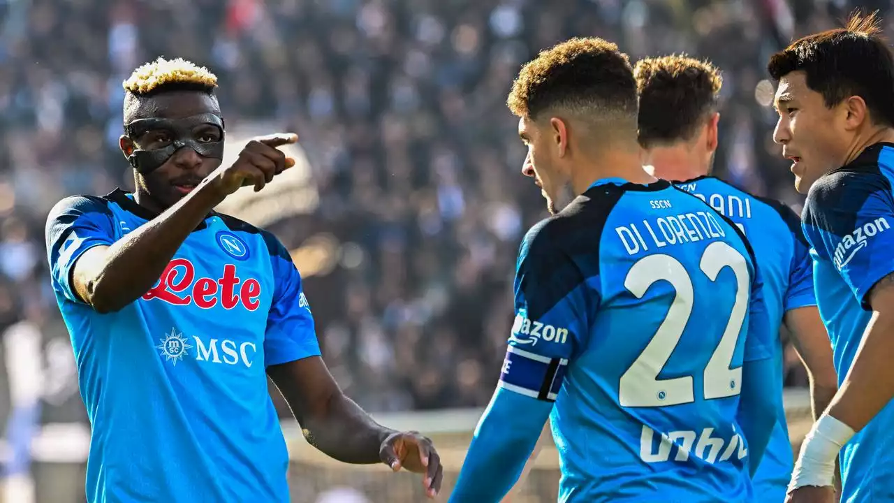 Napoli boekt overtuigende uitzege op Spezia en blijft maar winnen in Serie A