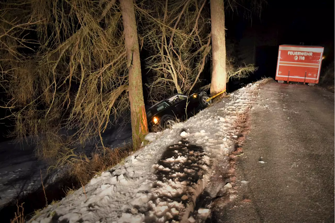 Lenzerheide GR: Alkoholisierter Autolenker kommt von der Fahrbahn ab