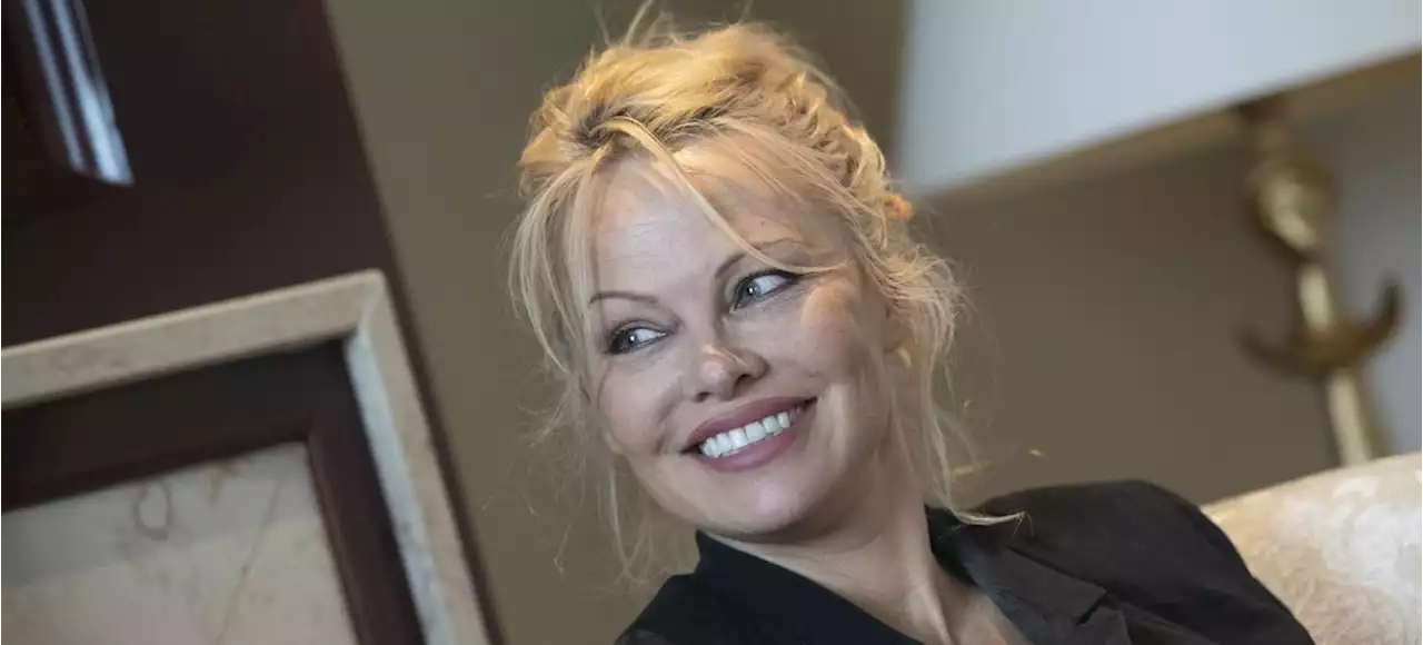 “Gracias a dios por el #MeToo”: Pamela Anderson se retracta luego de criticar el movimiento | Tomatazos