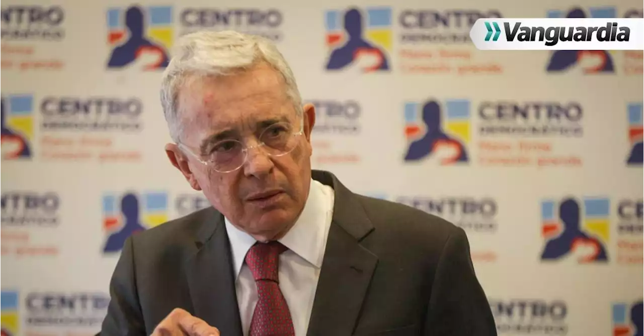 Esto son los primeros reparos de Uribe a la reforma a la salud del Gobierno Petro