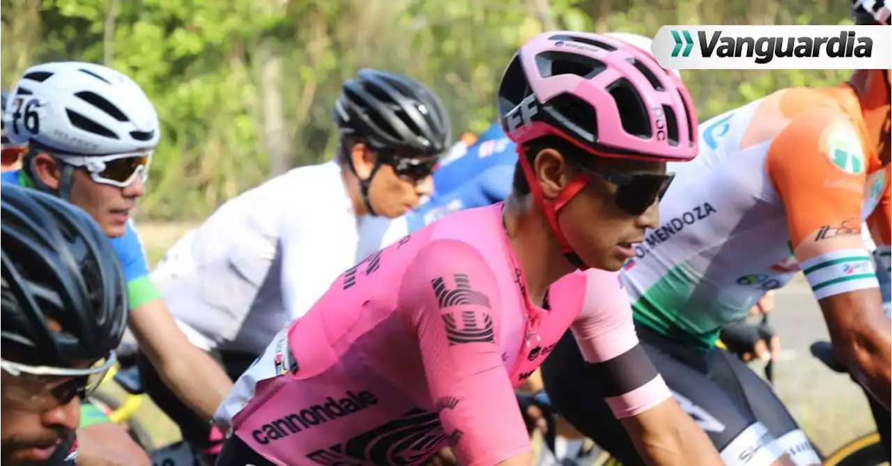 Esteban Chaves, el nuevo campeón nacional del ciclismo de ruta en Bucaramanga