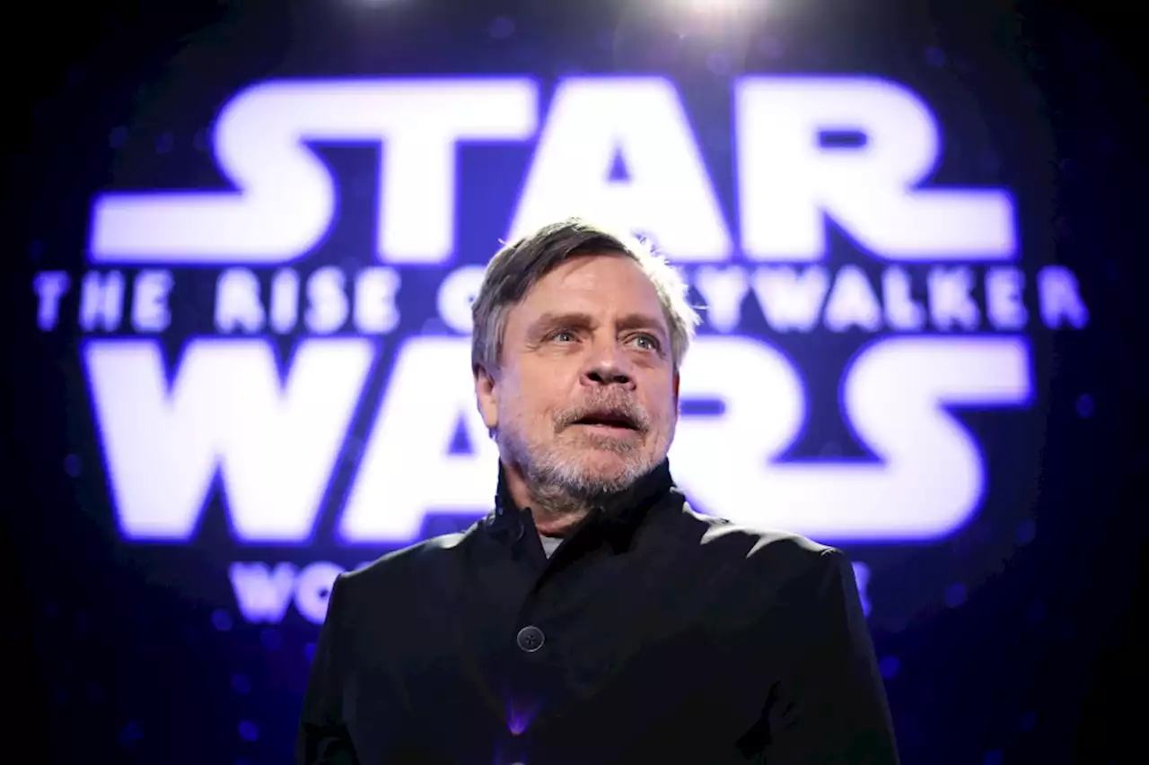 Mark Hamill Selling Signed ‘Star Wars’ Posters to Raise Funds for Ukraine; Actor Hasn’t Sold Autographed ‘Star Wars’ Items in Six Years