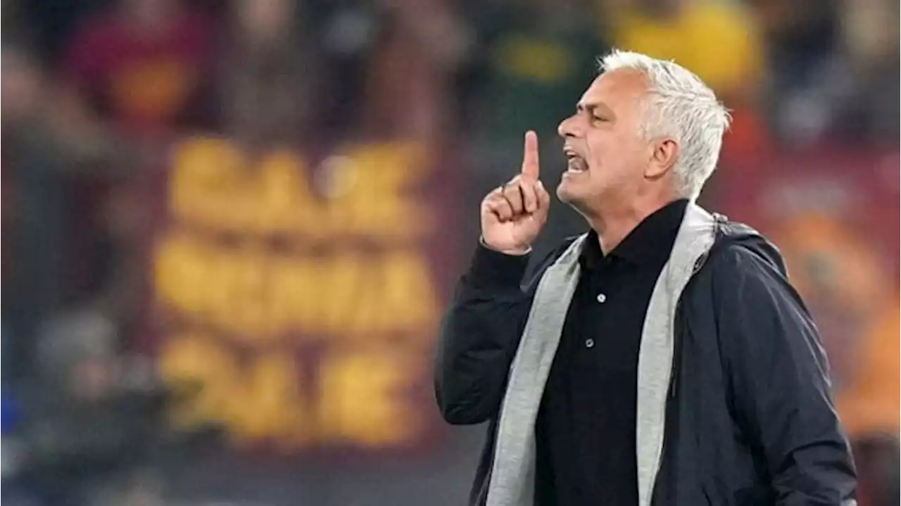 Respons Jose Mourinho Usai AS Roma Dicemooh Suporter Sendiri