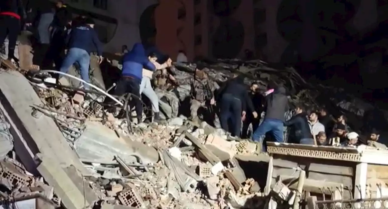 95 dead as powerful earthquake jolts Turkey, Syria