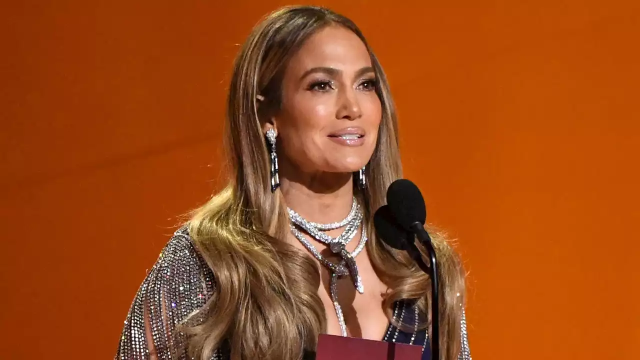 Blink and You'll Miss the Gorgeous Detail on Jennifer Lopez's Grammys Manicure