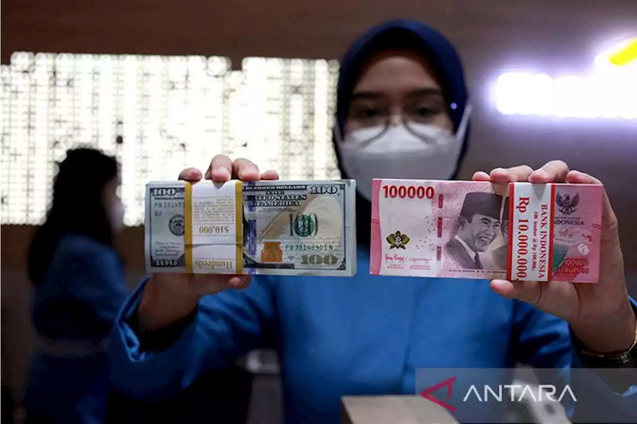 Nilai tukar rupiah Senin pagi tergelincir 132 poin