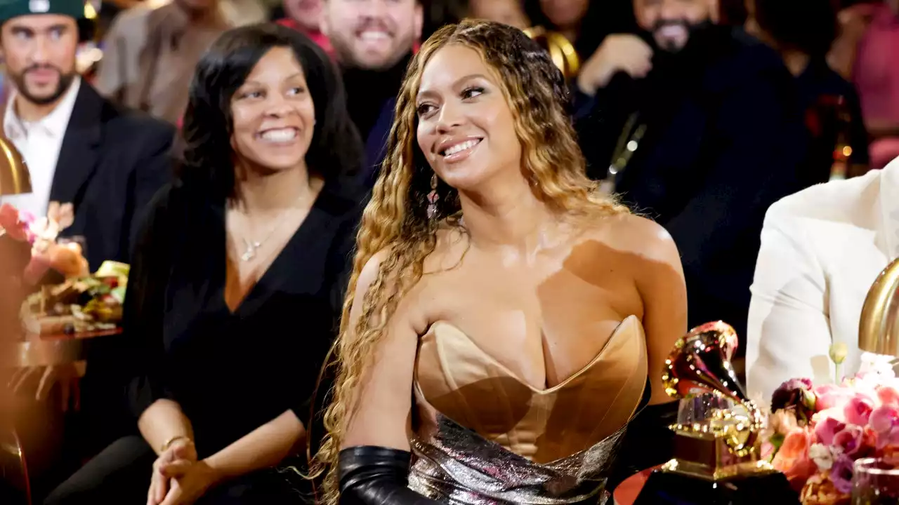 Beyoncé Arrived Fashionably Late To The Grammy Awards