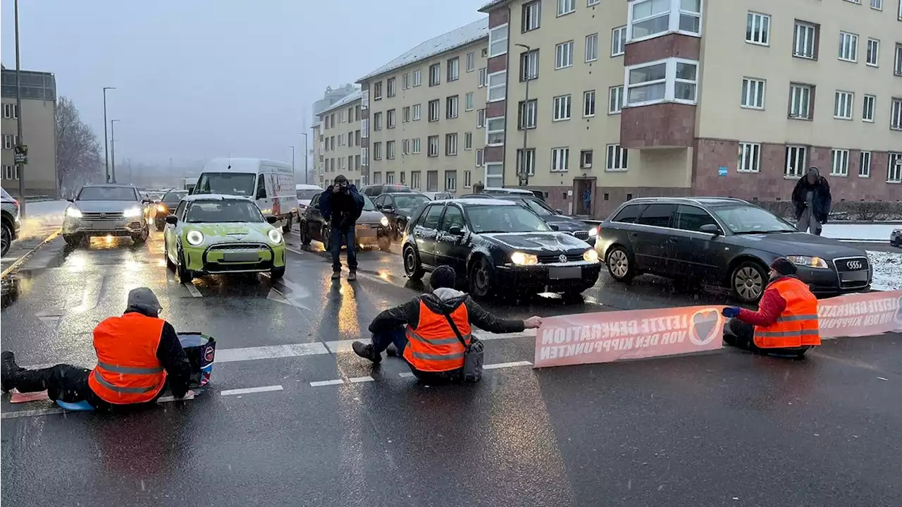 Haben Sie schon mal im Klima-Kleber-Stau gesteckt?