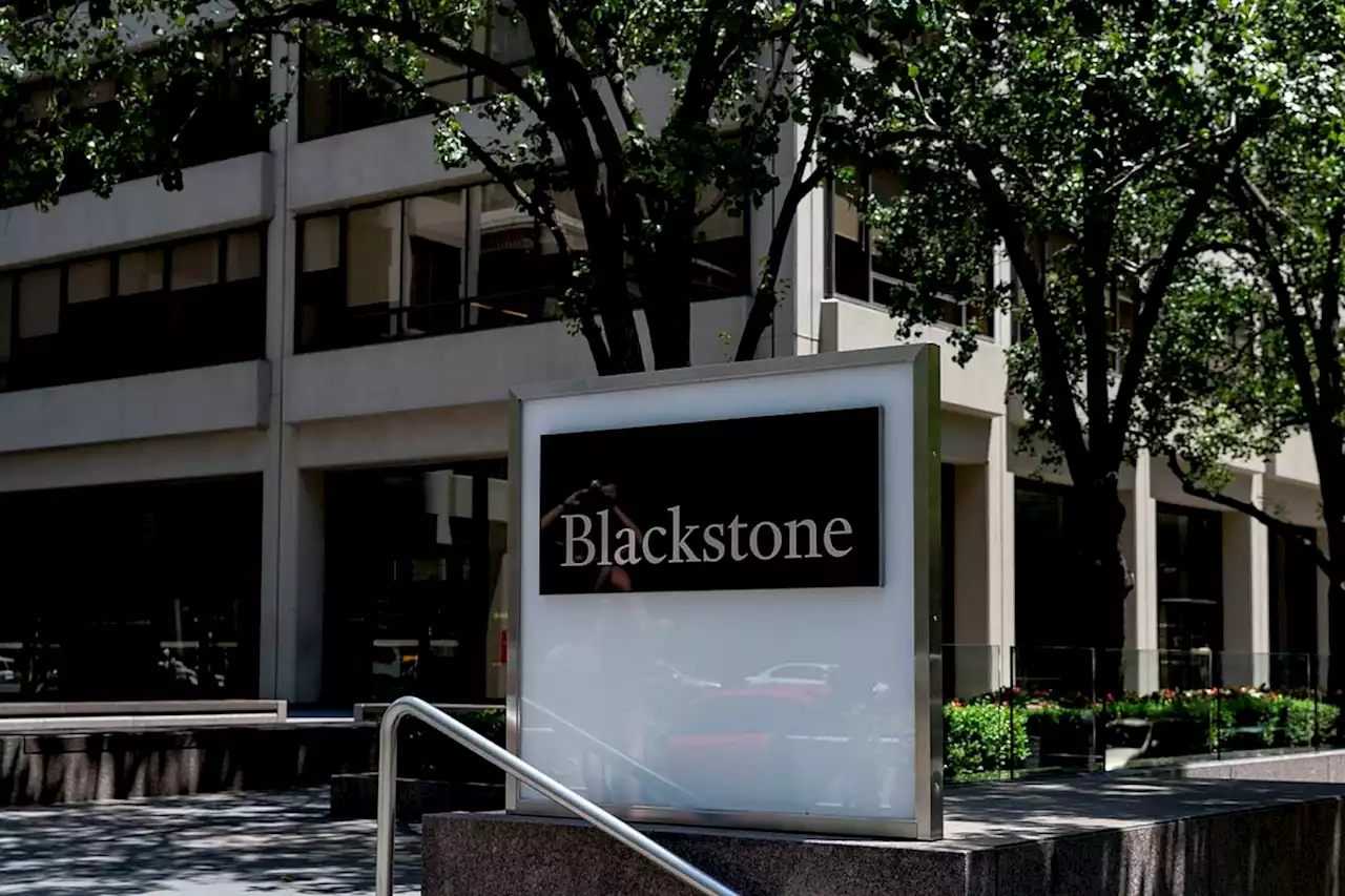 Blackstone, KKR y Carlyle dejan 2.000 millones en el bolsillo de la banca de inversión