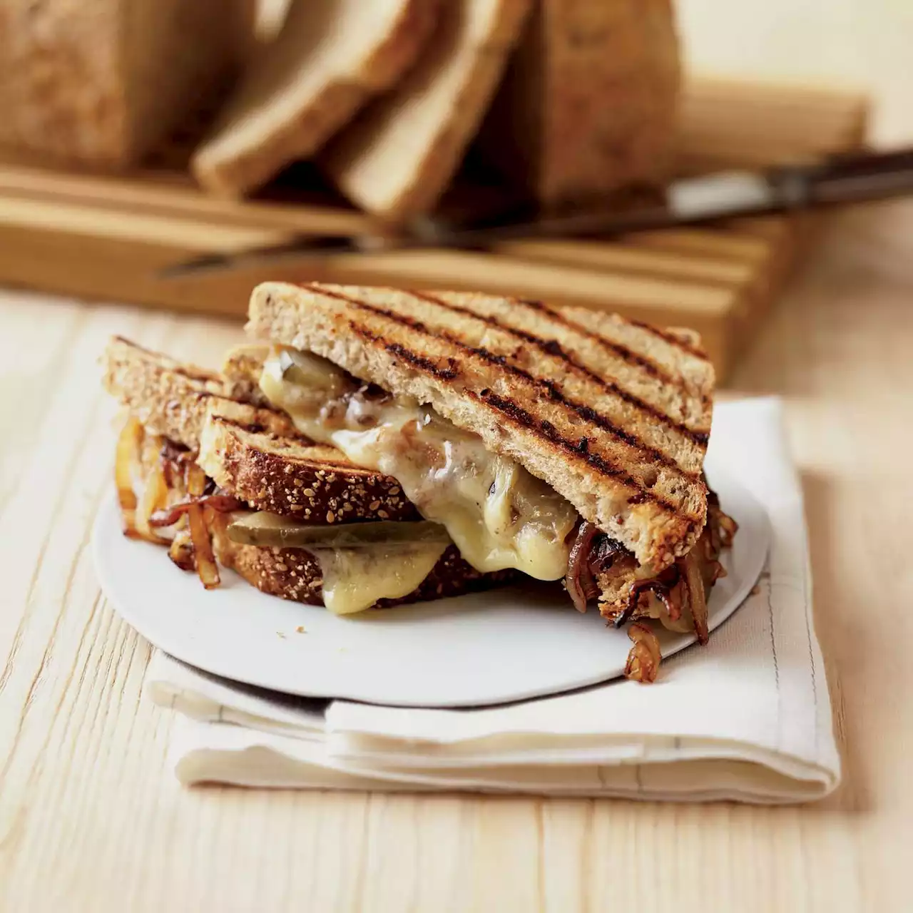 French Onion Grilled Cheese Sandwiches Recipe