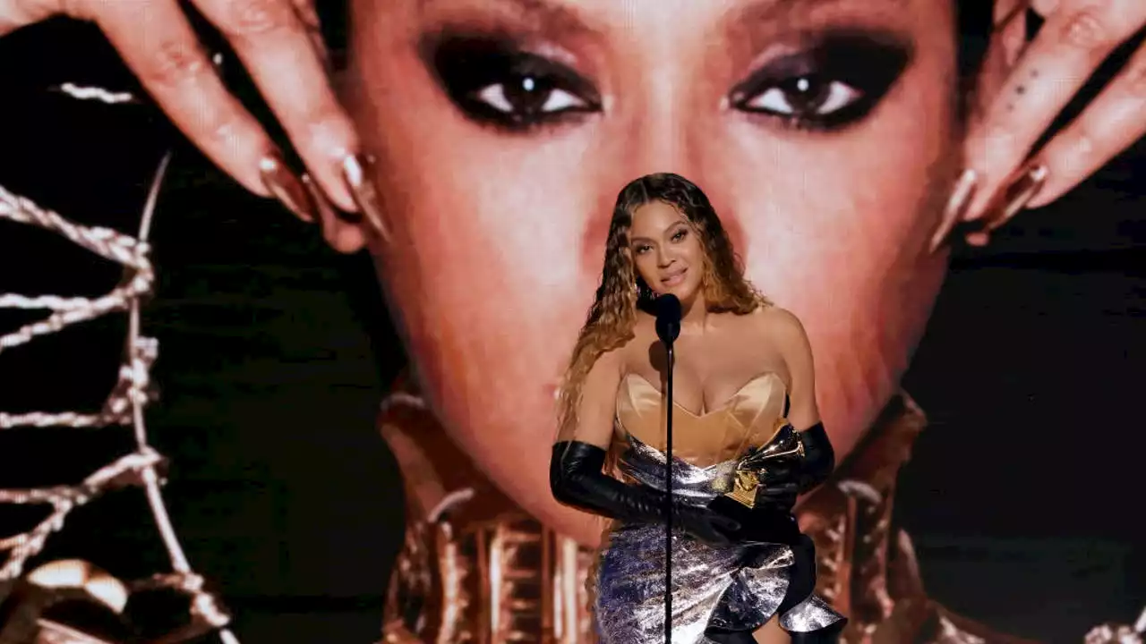 Grammys 2023: Ben Affleck's Bored, Beyoncé Makes History, More BTS Moments