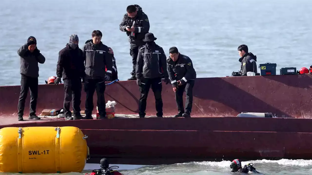 South Korea boat capsizes, 9 fishermen missing