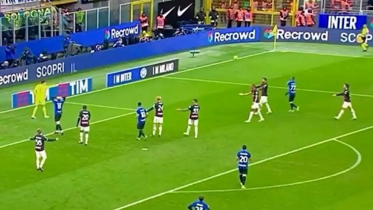 Tatarusanu fa uno sbaglio, in sei lo sgridano: eppure è stato il migliore del Milan