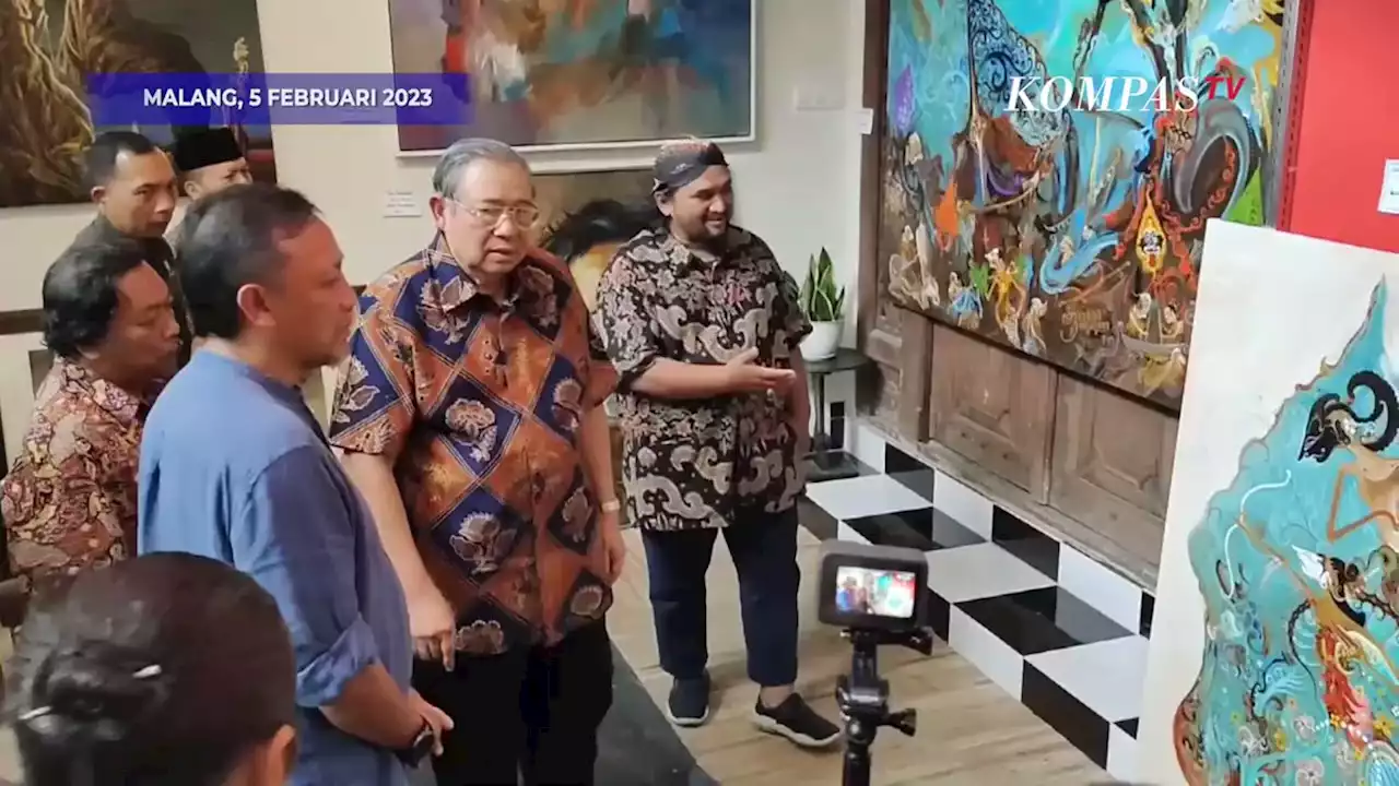 Momen SBY Kunjungi Seniman Lukis Malang, Belanja Lukisan untuk Galeri di Pacitan