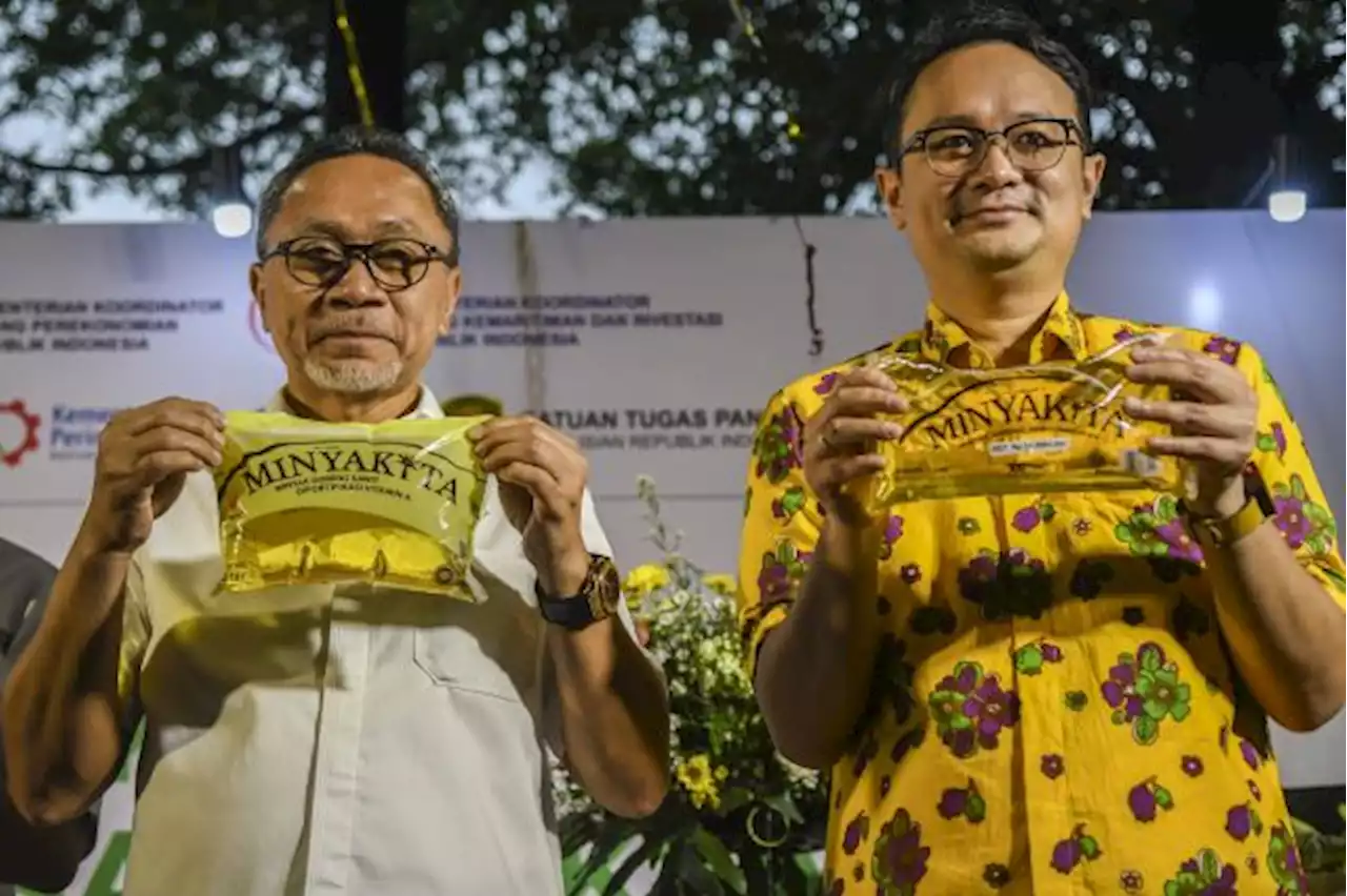 Tak Ada Minyakita, Penjualan Minyak Goreng Curah Meningkat di Indramayu