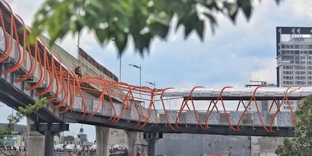 Skywalk Kebayoran Bukan JPO Umum, Masuk Harus Pakai Kartu Bayar Rp3.500 | merdeka.com