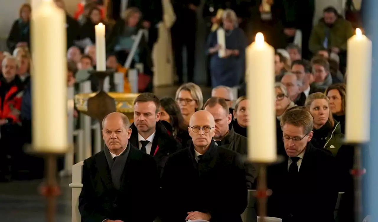 Bewegender Trauergottesdienst für Opfer der tödlichen Zugattacke