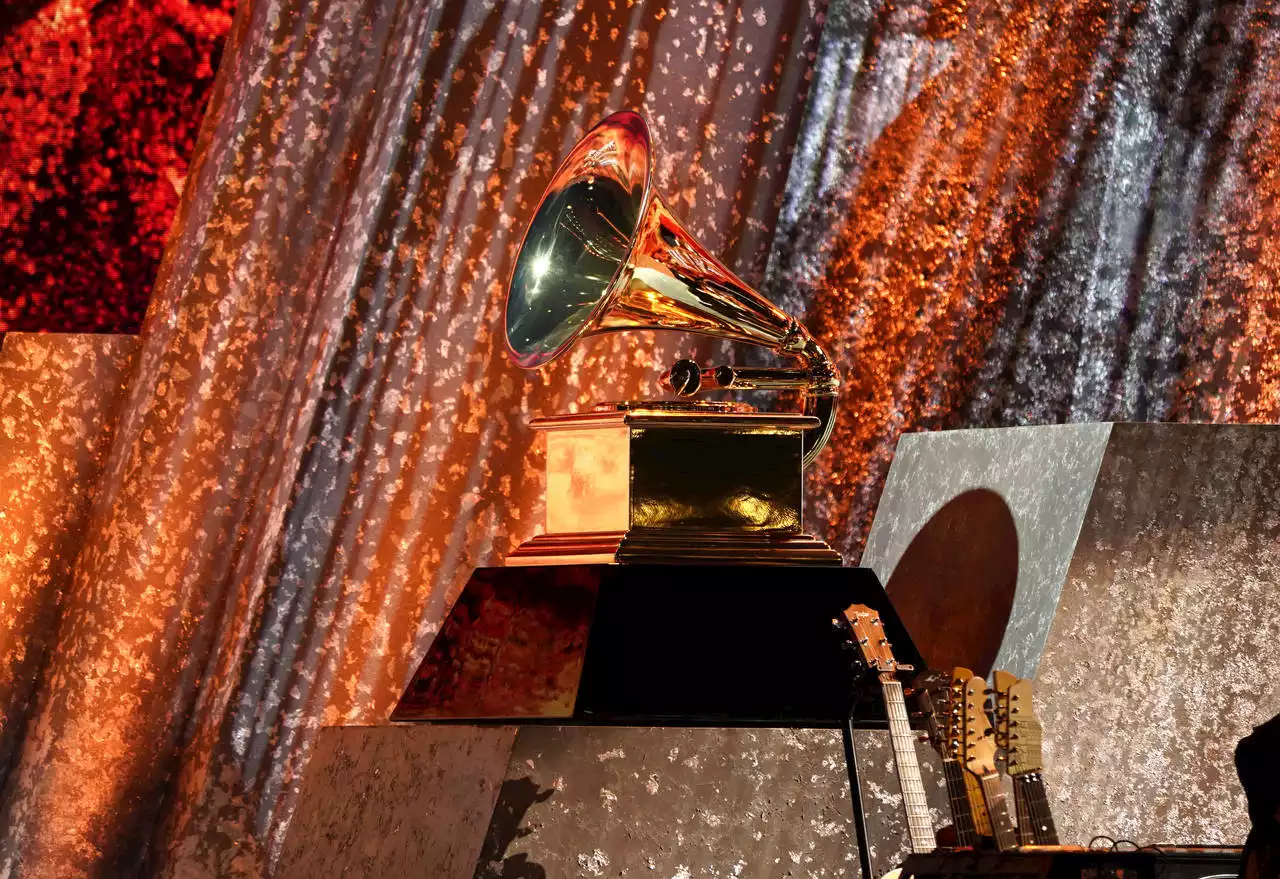 Grammys 2023 live updates: Latest news from red carpet, show