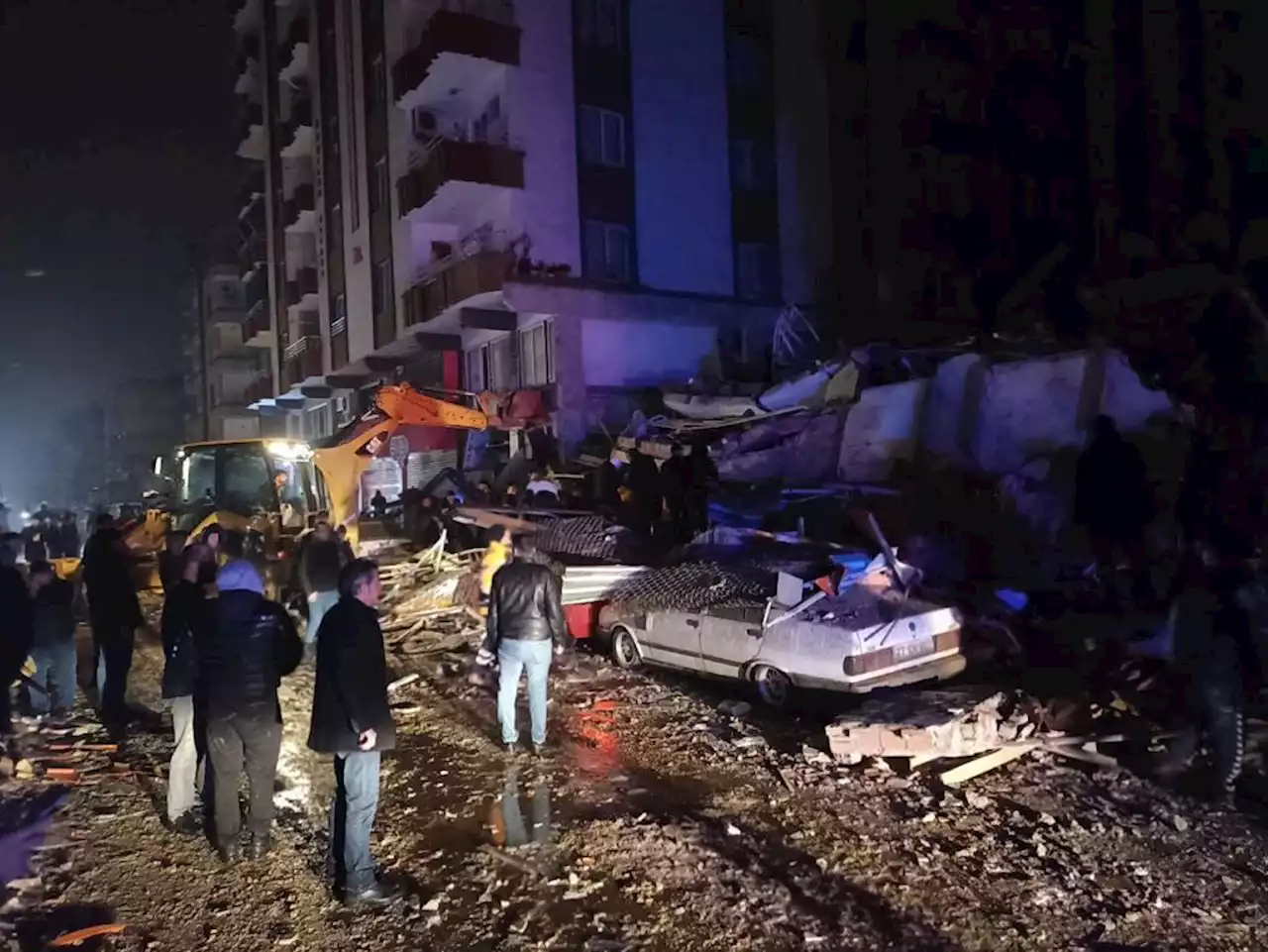 7.8 Quake Causes Major Damage in Turkey, Syria; Deaths Climb