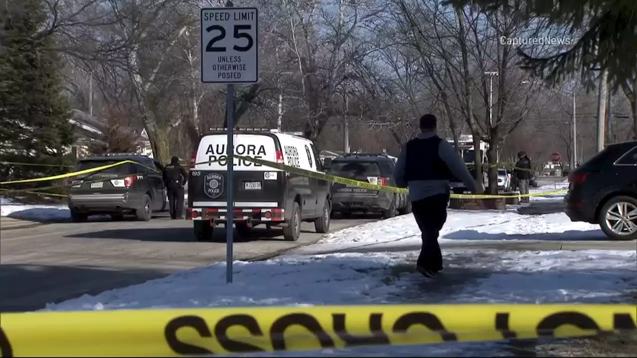 Aurora Police Shoot Person Armed With Knives That Lunged at Officers