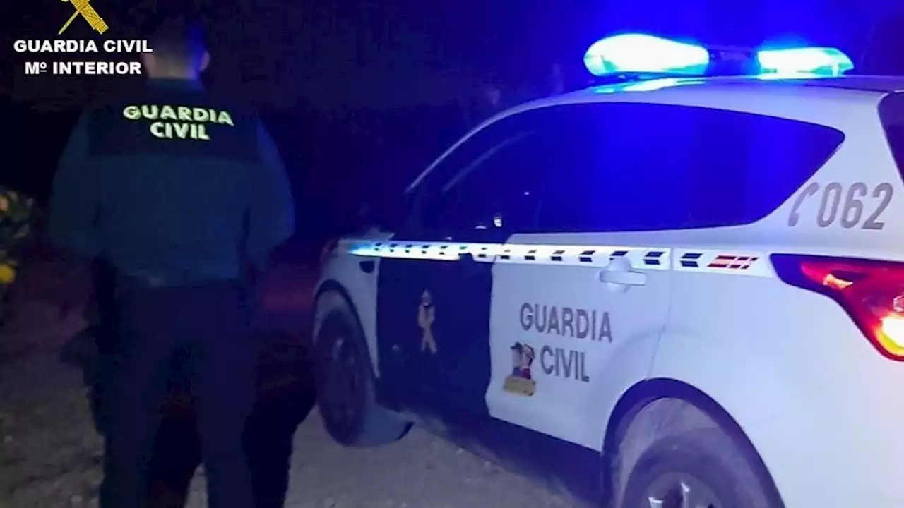 Buscan a un hombre tras hallar muerta a su expareja en su casa de Baiona