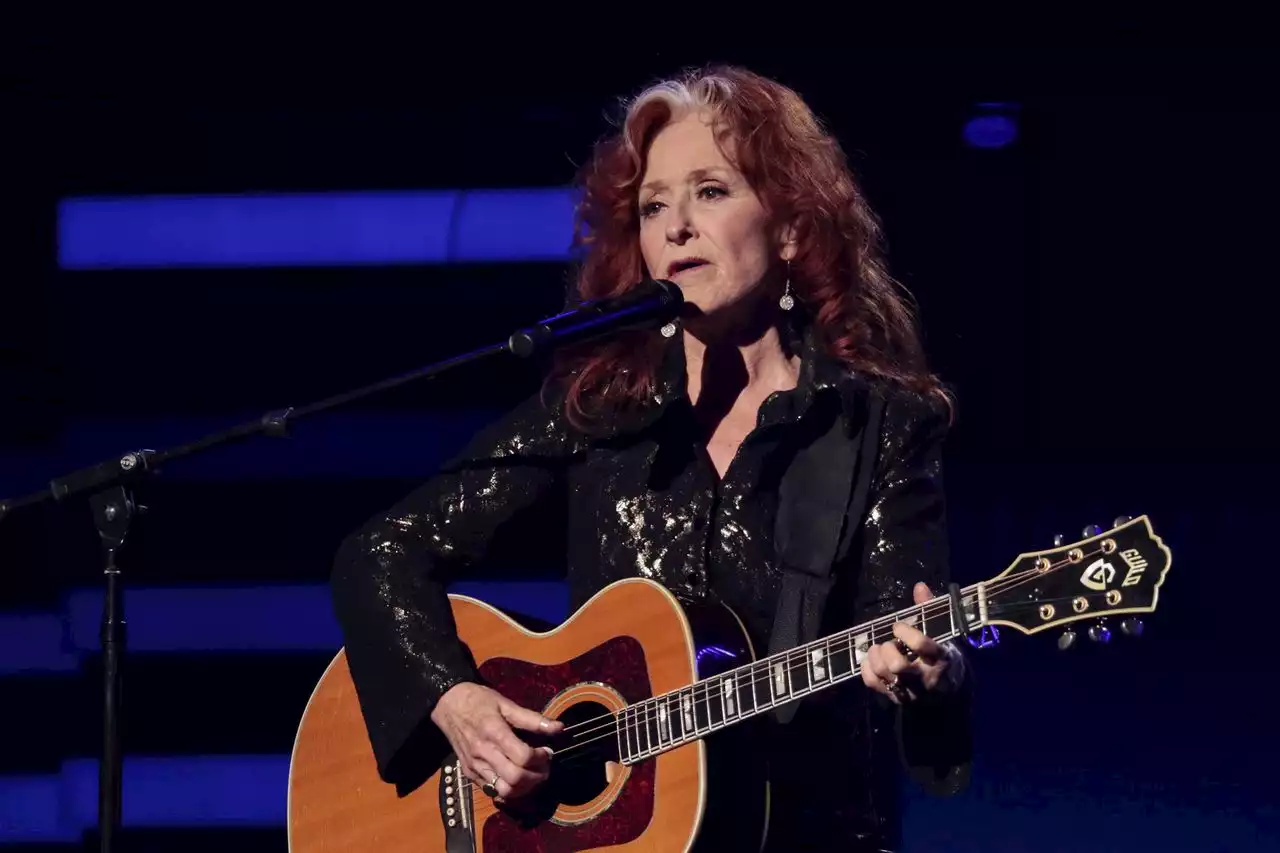 Grammy-winner Bonnie Raitt gets spark from organ donation, an unsung subject chronicled by PennLive