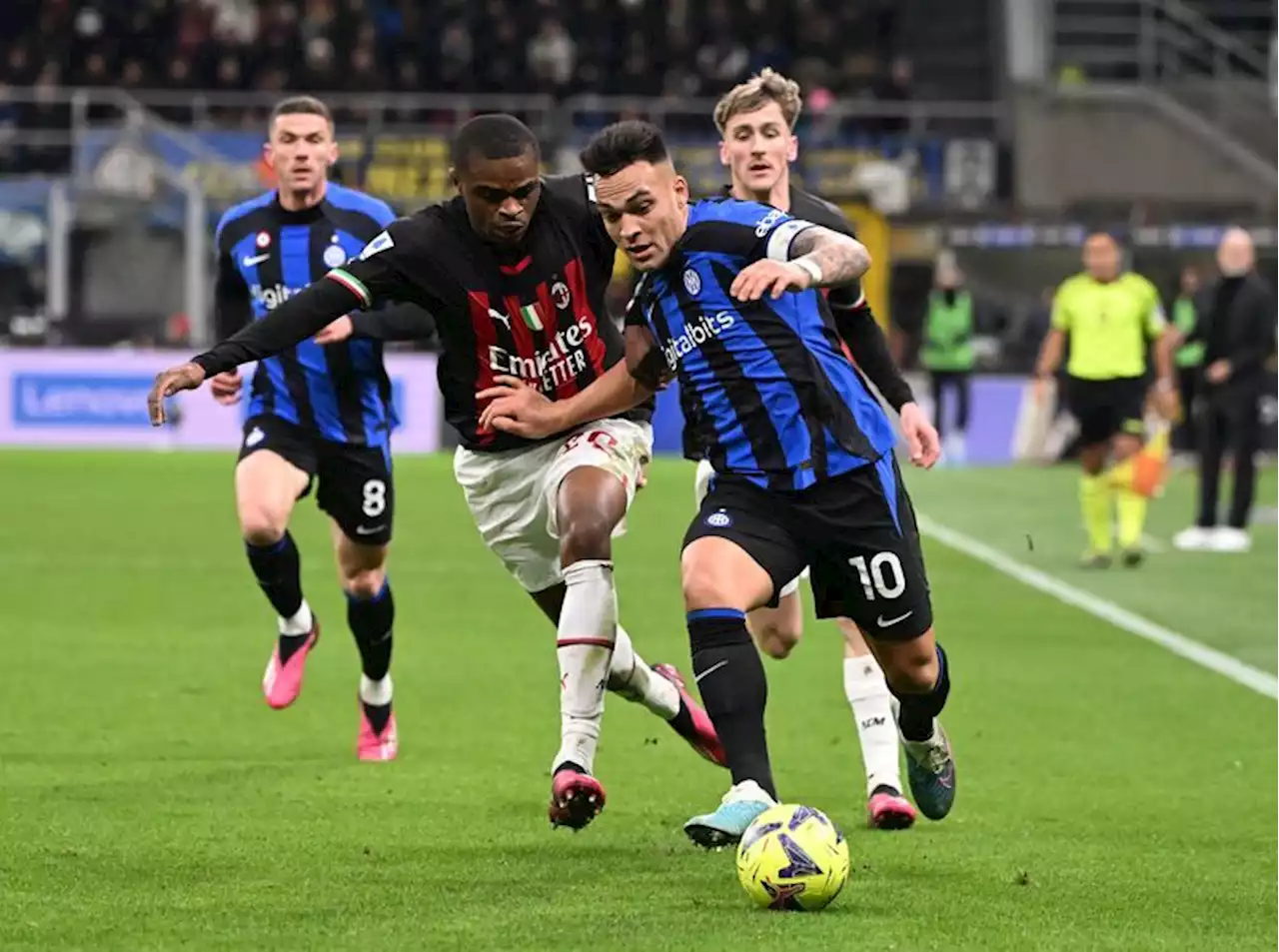 Soccer-Inter beat Milan 1-0 in derby clash