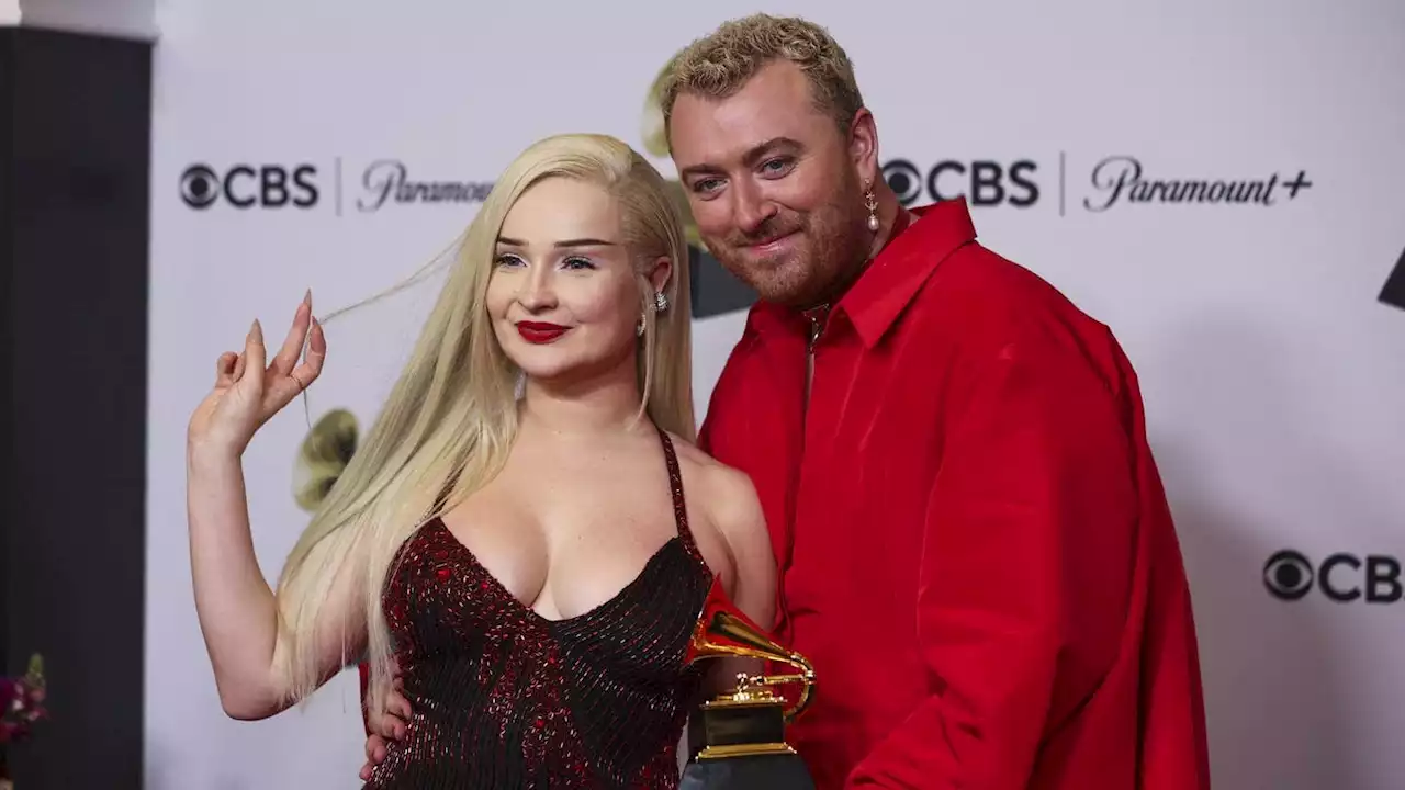 Erste trans* Frau erhält Preis, Beyoncé steigt in den Grammy-Himmel auf