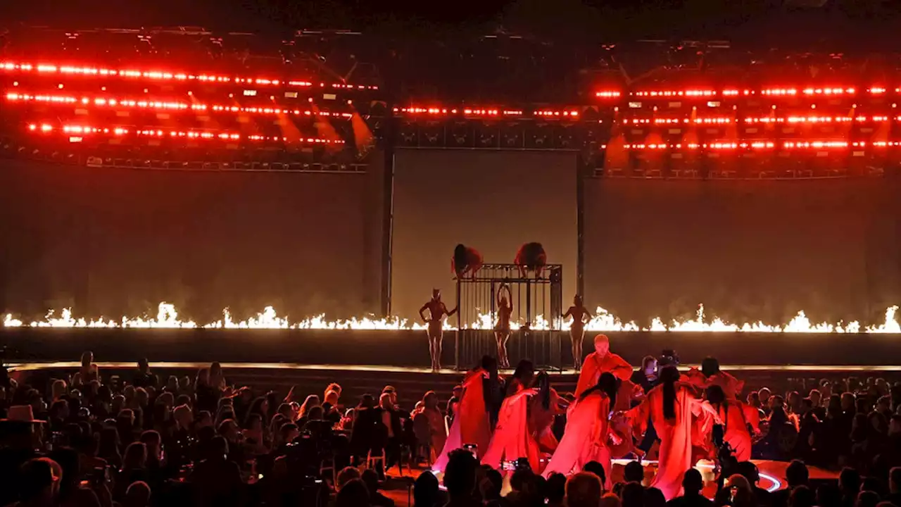 Grammys: Sam Smith, Kim Petras Deliver Fiery Performance of “Unholy” With BDSM Themes