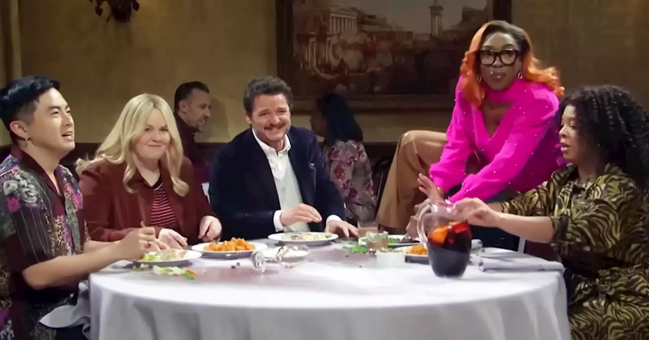 'SNL' cast can't hold it together during wild dinner skit: 'There were no survivors'