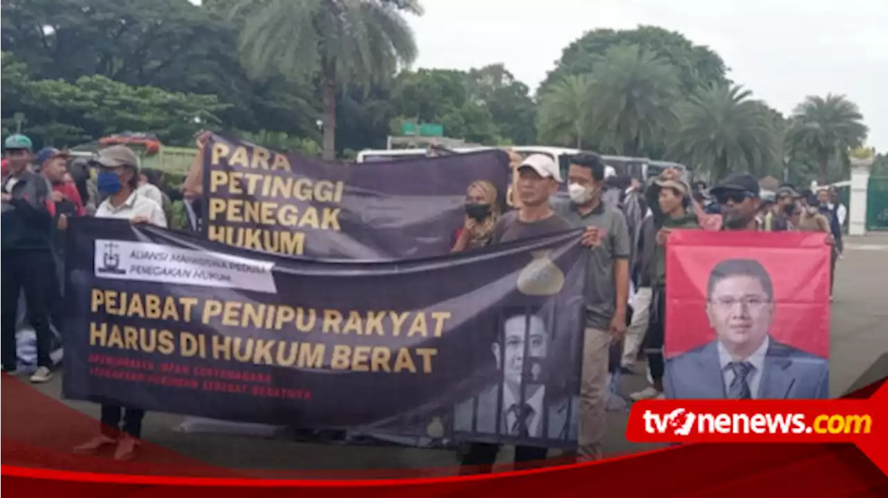 Aliansi Mahasiswa Datangi Istana Negara, Soroti TPPU Terdakwa Mantan Ketua DPRD Jabar