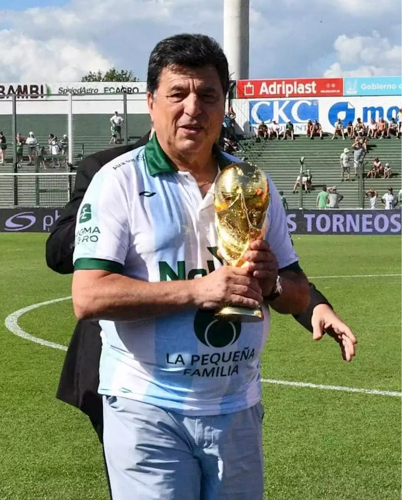 La trama secreta de la presencia de Passarella en Junín - TyC Sports