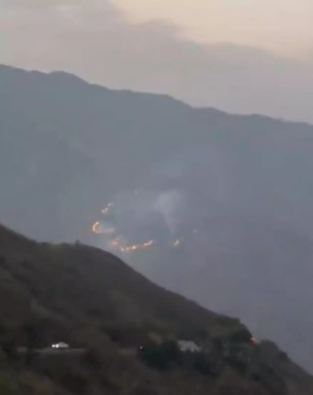 Video | Grave incendio forestal en Los Santos, Santander, consumió varias hectáreas