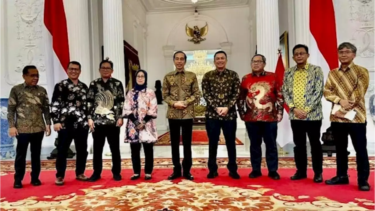 Bertemu Dewan Pers, Jokowi Sebut Segera Keluarkan Perpres Media Sustainability