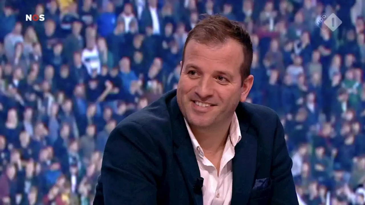 Van der Vaart enthousiast over ‘goeie gek’: ‘Wist niet dat hij nog voetbalde’