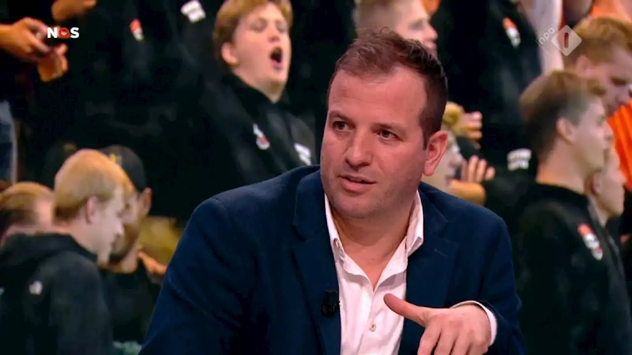 Van der Vaart: ‘Overmars zei: dit is mijn beste aankoop ooit, dit wordt 100 mil’